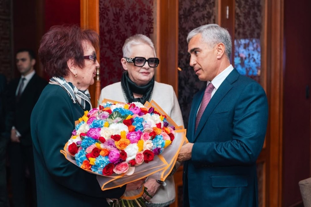 Anar Ələkbərov 90 yaşı tamam olan jurnalisti ziyarət etdi - FOTOLAR